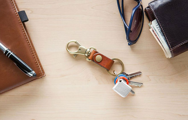 Track your belongings with Leash